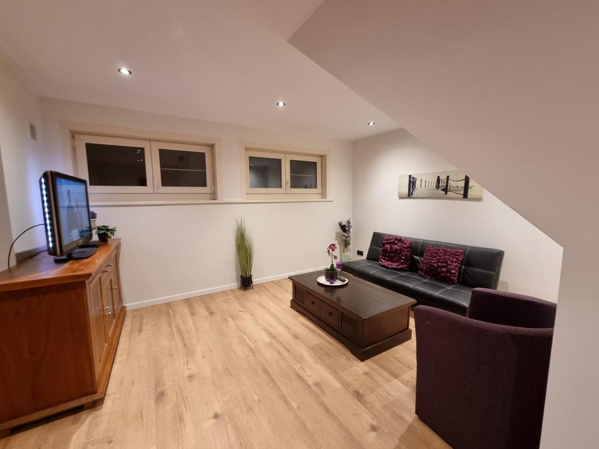 Susberg 3 Luxe Verblijf Met Zwembad En Sauna Neerpelt Exterior foto