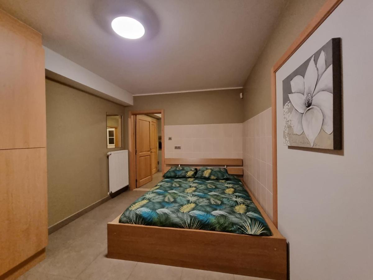 Susberg 3 Luxe Verblijf Met Zwembad En Sauna Neerpelt Exterior foto